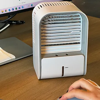 Daniel's compact Frostcooler on his desk